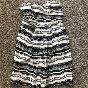 Strapless cocktail dress w/ POCKETS!